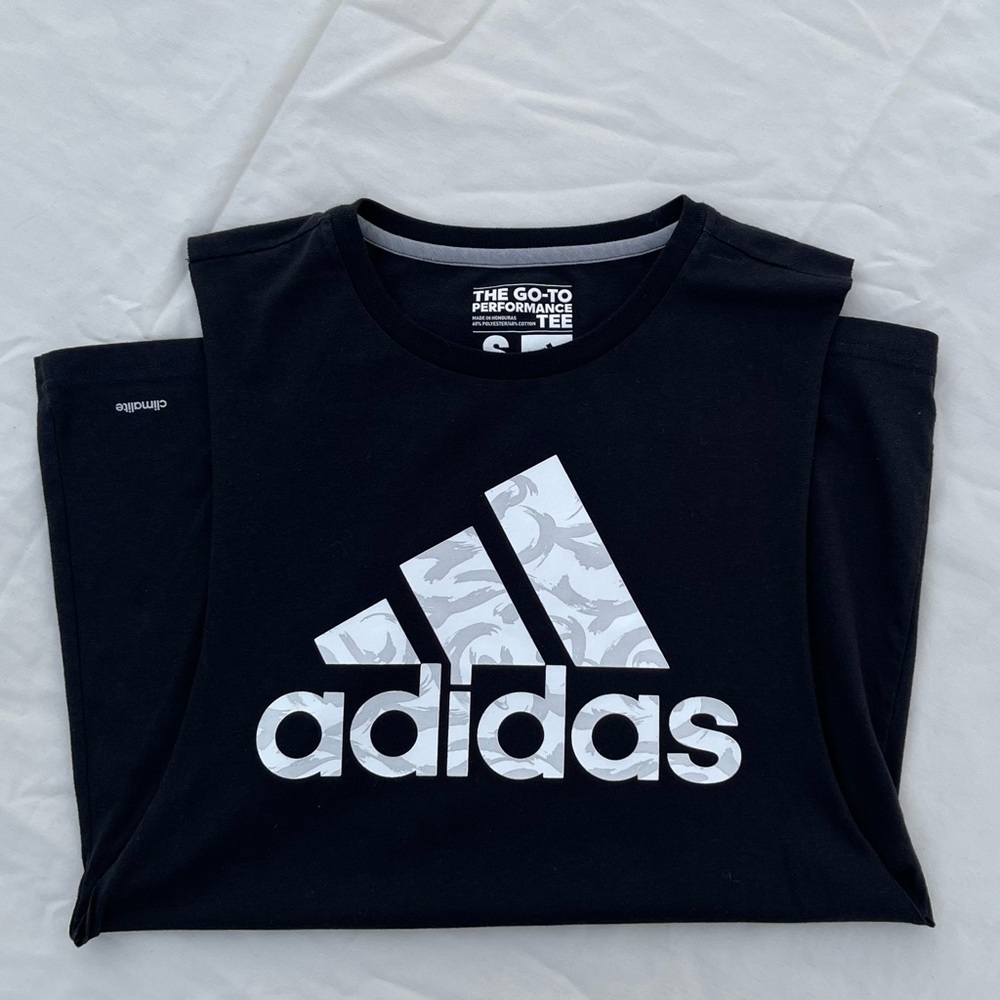 The TO-GO performance Tee